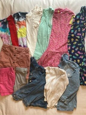 Girls’s size 7/8 cotton spring/summer 13 item capsule